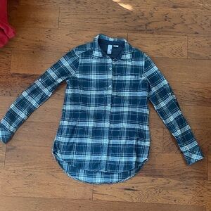 Stio women’s green plaid flannel shirt- small
